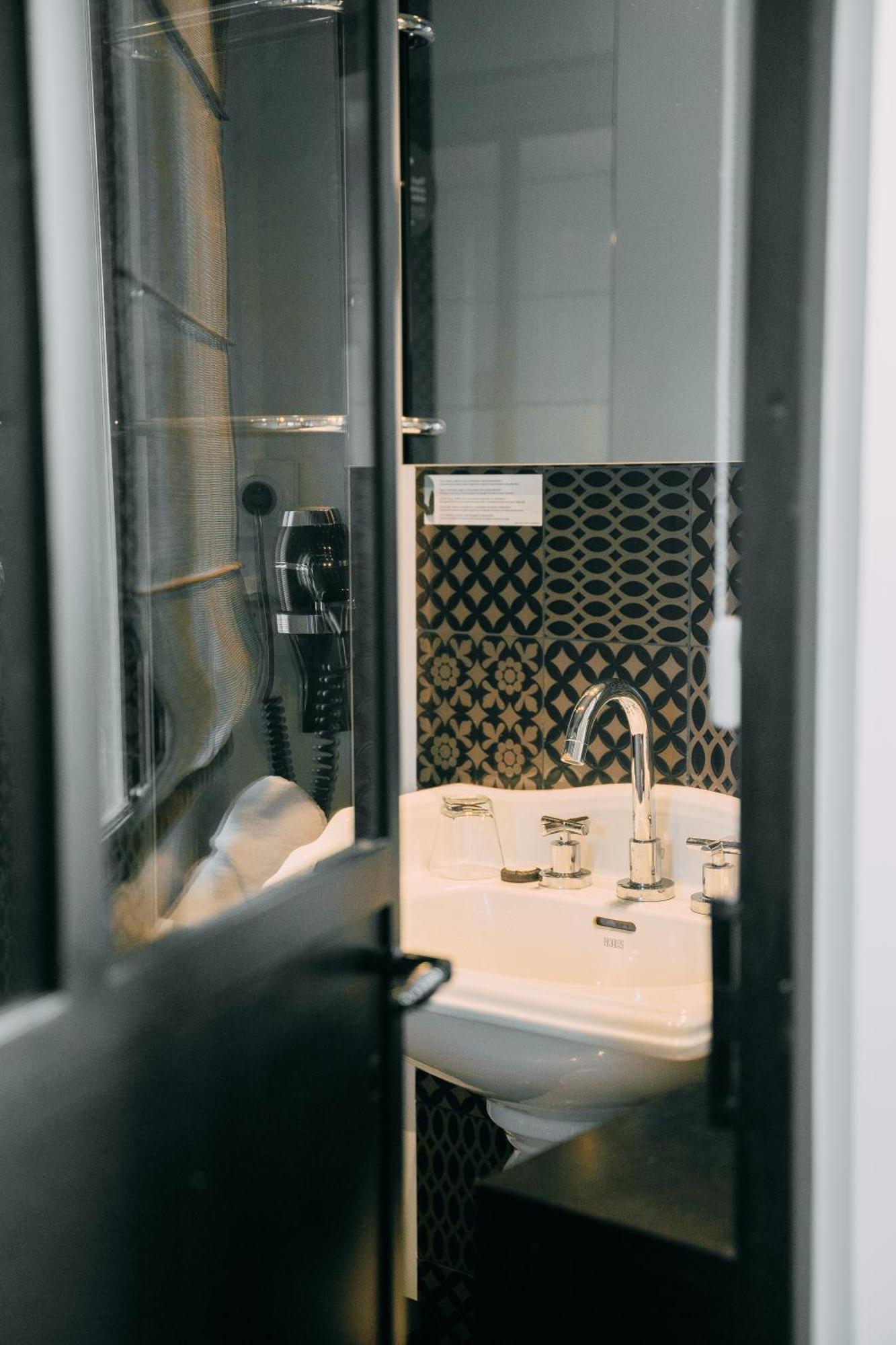 Hotel Les Agapanthes Ploubazlanec Εξωτερικό φωτογραφία