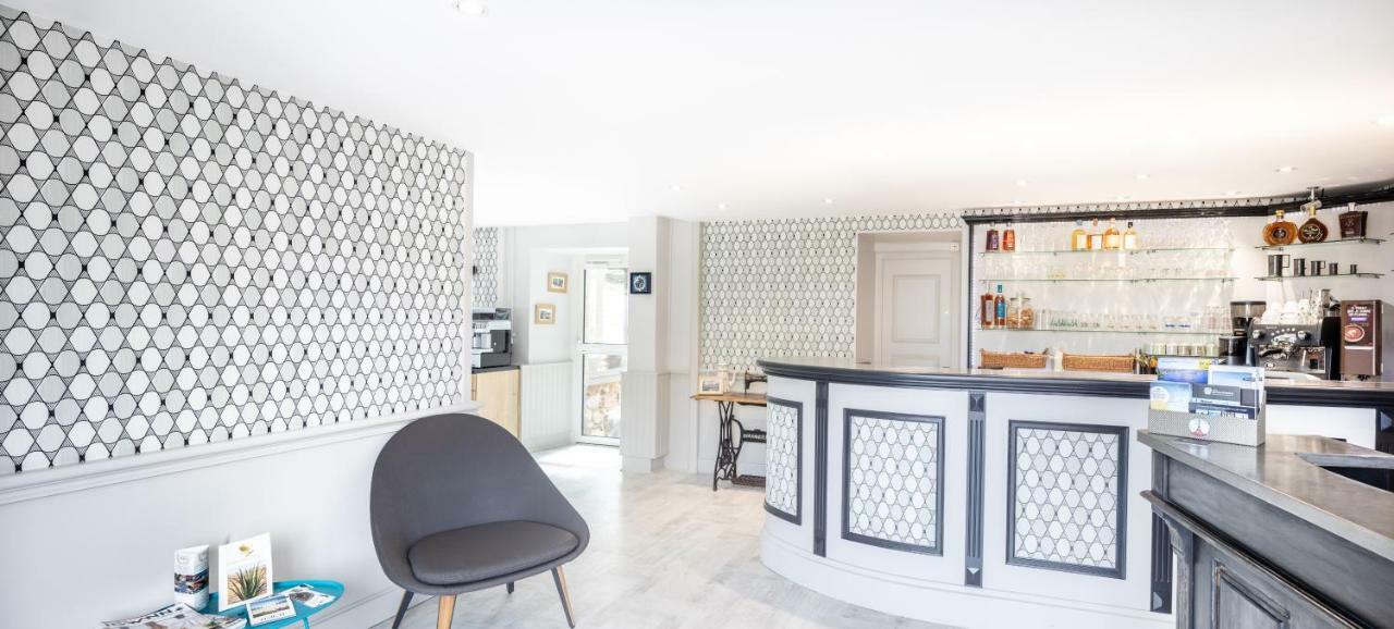 Hotel Les Agapanthes Ploubazlanec Εξωτερικό φωτογραφία